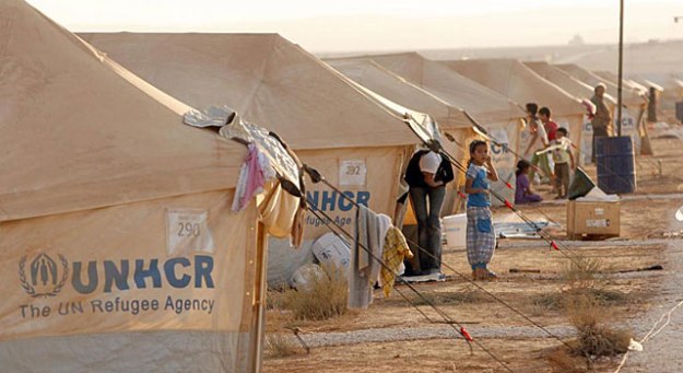 Refugiados sirios en un campamento afgano